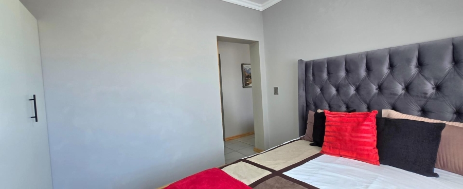 4 Bedroom Property for Sale in Kleinbaai Western Cape